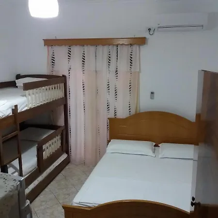 Apartament Vladimir Sela *