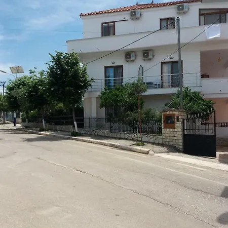 Vladimir Sela Apartament