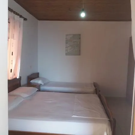 Vladimir Sela Apartament