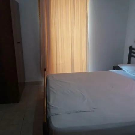 Vladimir Sela Apartament